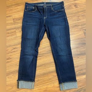 GAP Cuffed Capri Jeans